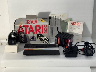 Atari - 2600 VCS - Atari 2600 VCS complete with 6 games all in working condit...