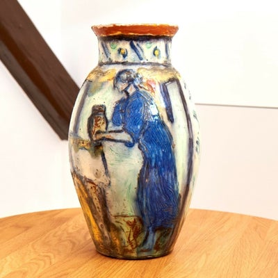 Keramik, Vase, Jais Nielsen, Stor vase fra Jais Nielsen fra 1920'erne.

Vasen fremstår i en rigtig f
